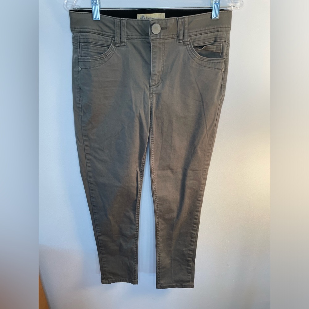Democracy Women’s Gray Chinos Size 6 AB Technology‎